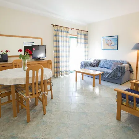 Sweet Xviii Apartman